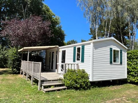 Mobil-home en location dans le Morbihan installé dans un camping au cœur de la nature
